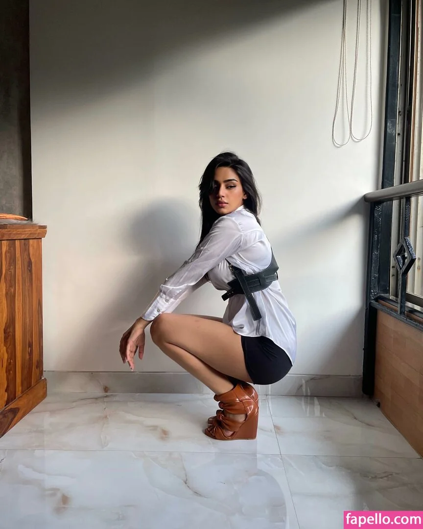 Pakhi Gadh Onlyfans Photo Gallery 