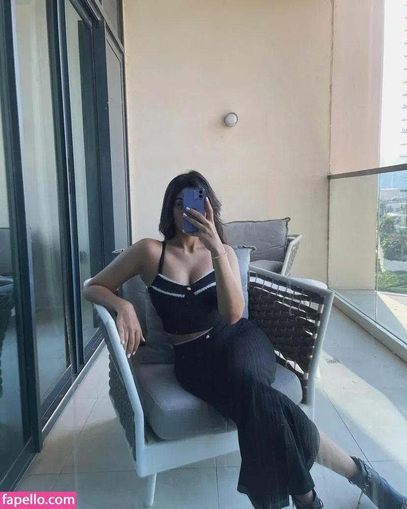 Pakhi Gadh Onlyfans Photo Gallery 