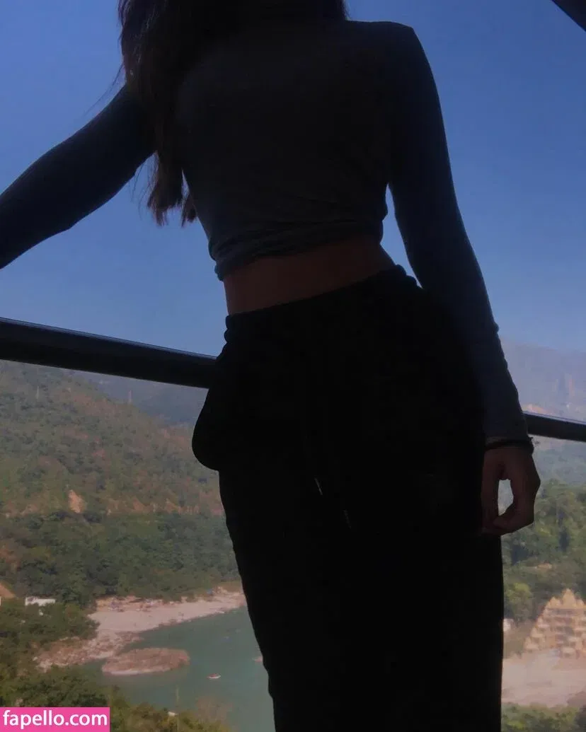 Pakhi Gadh Onlyfans Photo Gallery 