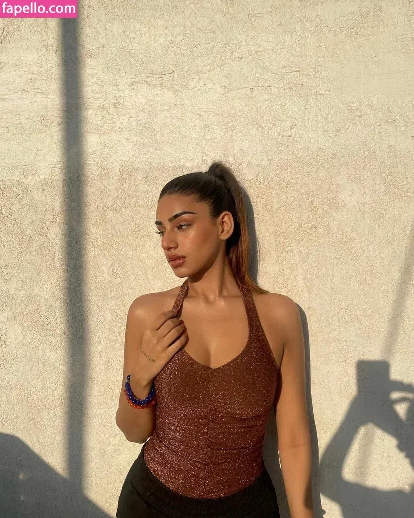 Pakhi Gadh Onlyfans Photo Gallery 