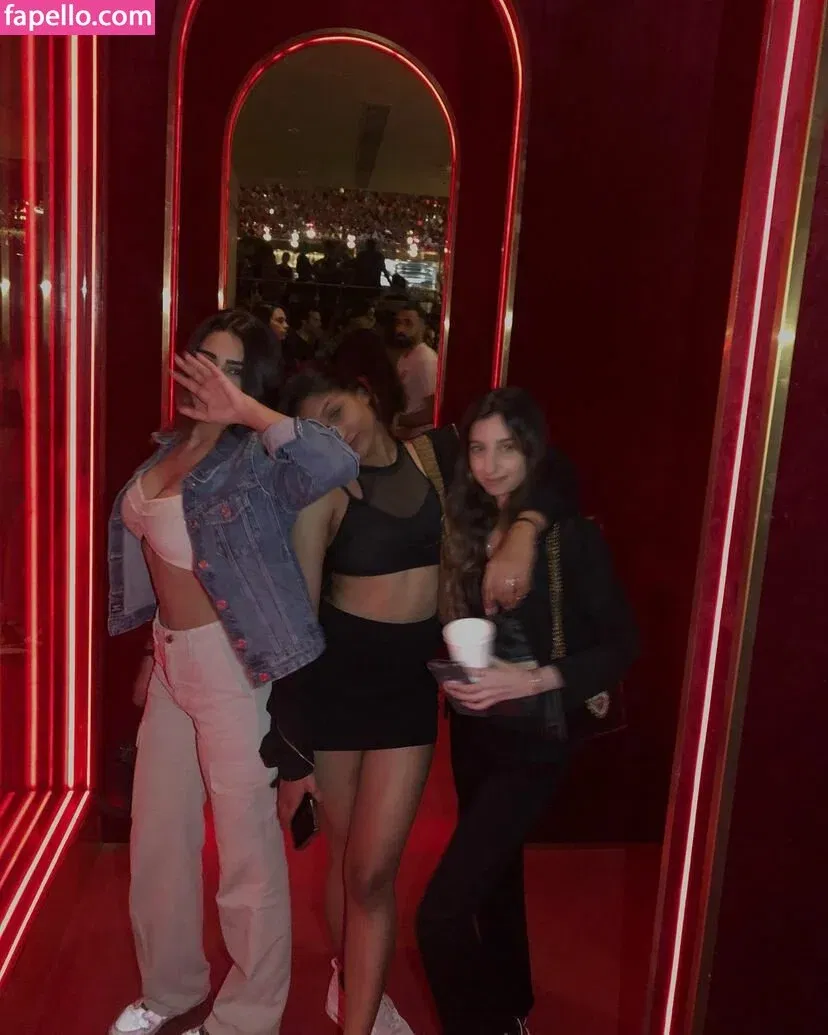 Pakhi Gadh Onlyfans Photo Gallery 