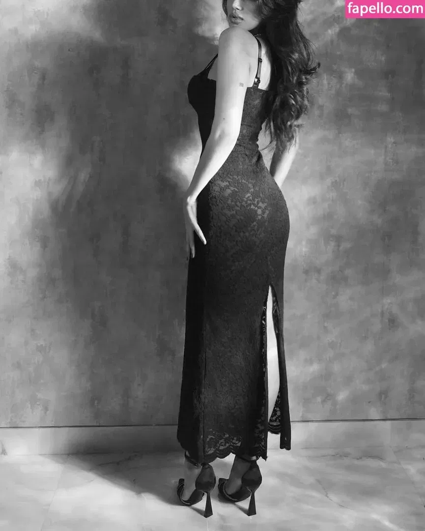 Pakhi Gadh Onlyfans Photo Gallery 