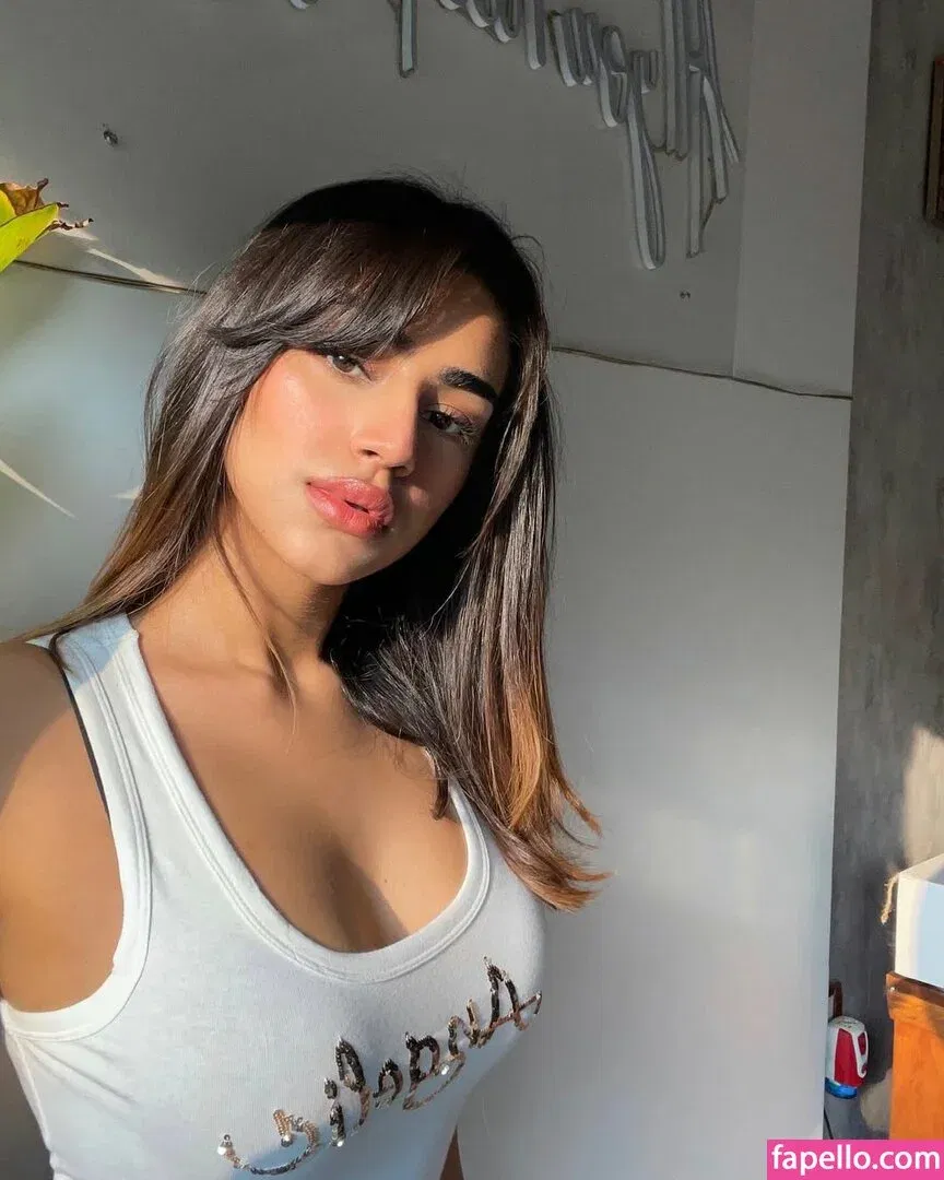 Pakhi Gadh Onlyfans Photo Gallery 