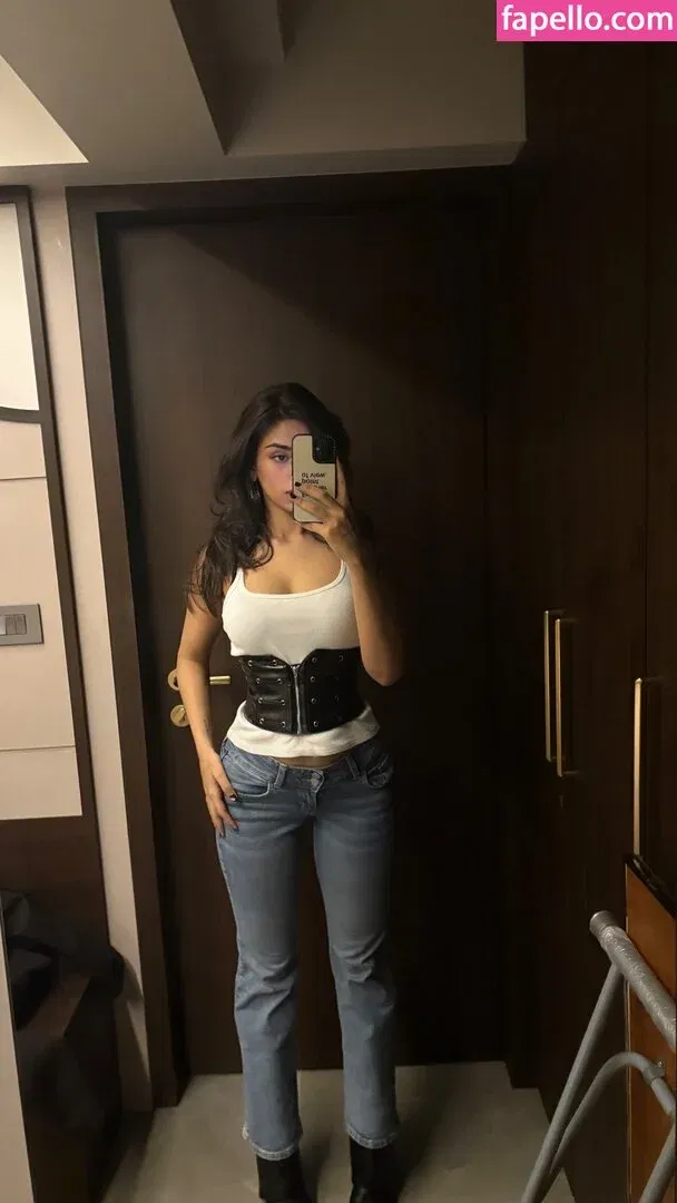 Pakhi Gadh Onlyfans Photo Gallery 