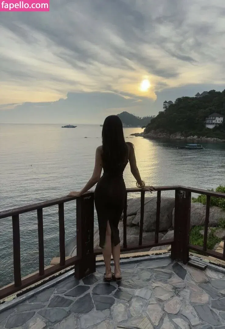 Pakhi Gadh Onlyfans Photo Gallery 