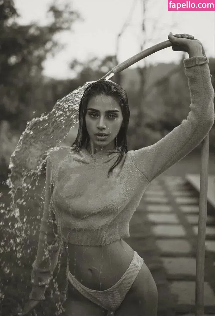 Pakhi Gadh Onlyfans Photo Gallery 