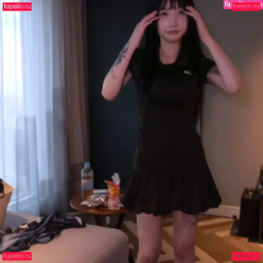 Kuzu_v0 Onlyfans Photo Gallery 