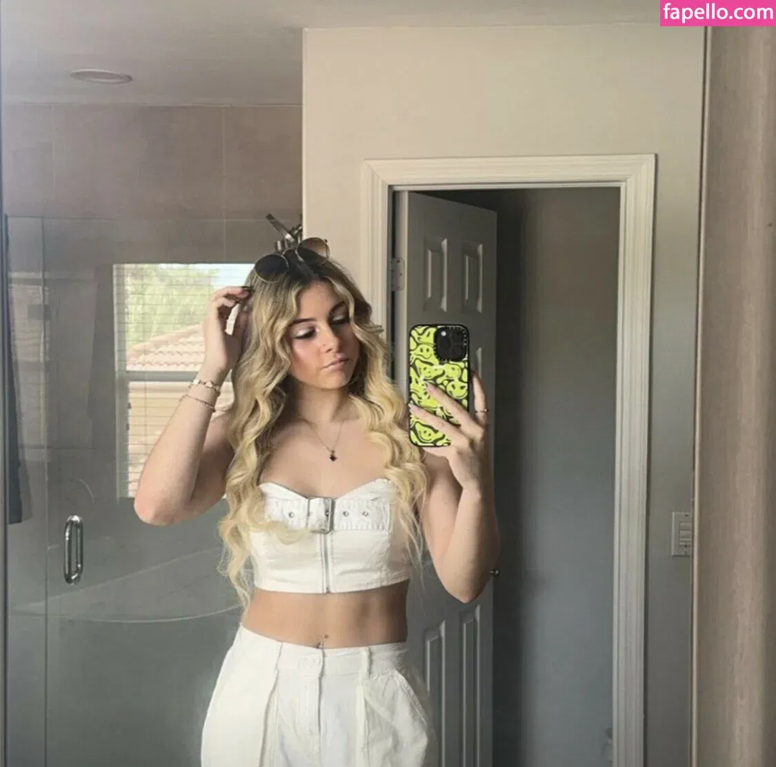 Allyxreign Onlyfans Photo Gallery 