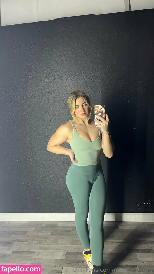 nami_m0mmy Onlyfans Photo Gallery 