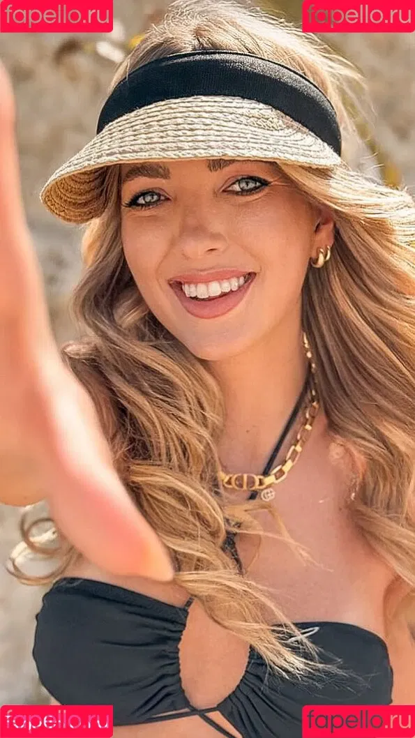 Lourene Gollatz Onlyfans Photo Gallery 