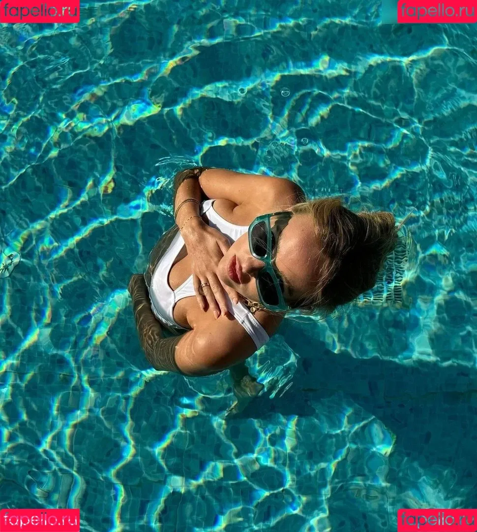 Lourene Gollatz Onlyfans Photo Gallery 