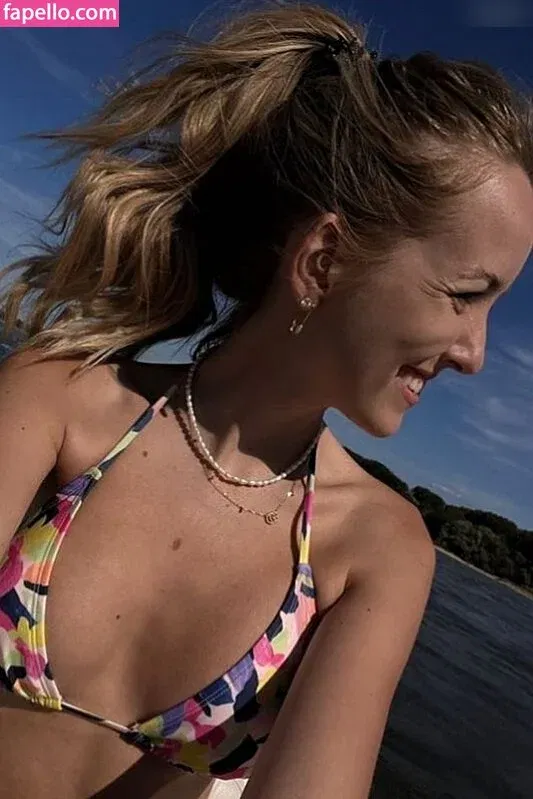 Lourene Gollatz Onlyfans Photo Gallery 