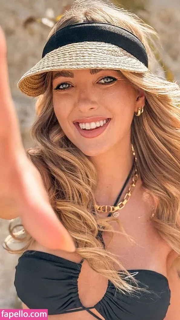 Lourene Gollatz Onlyfans Photo Gallery 