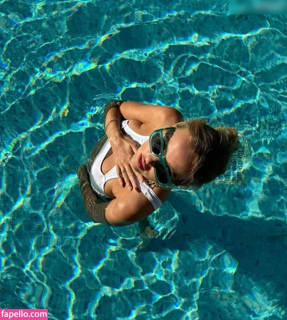 Lourene Gollatz Onlyfans Photo Gallery 