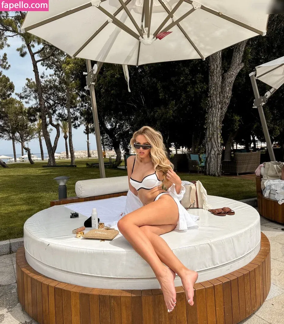 Lourene Gollatz Onlyfans Photo Gallery 