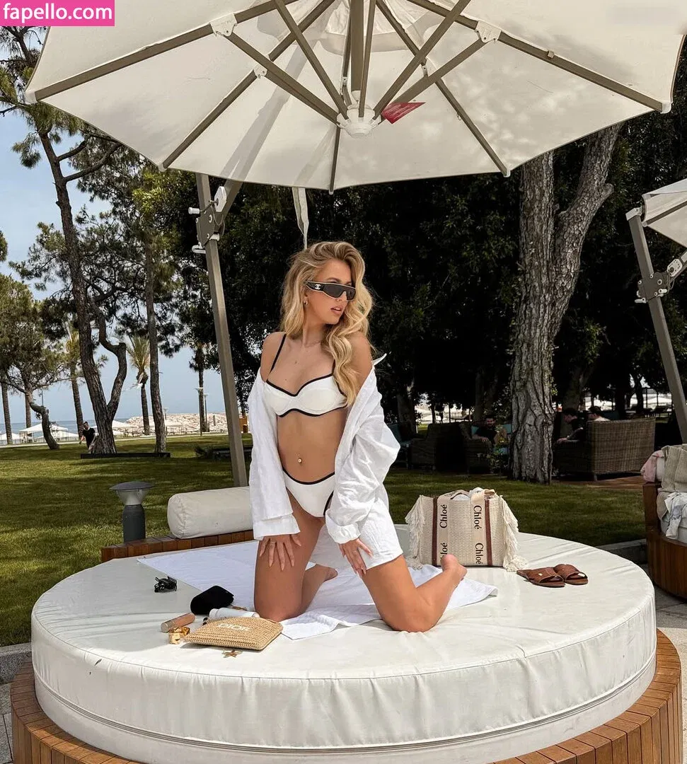 Lourene Gollatz Onlyfans Photo Gallery 