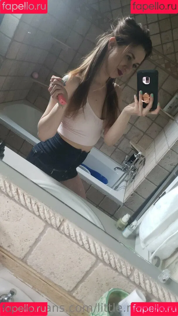 little.miss.zee Onlyfans Photo Gallery 