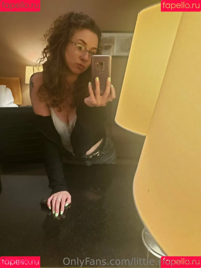 little.miss.zee Onlyfans Photo Gallery 