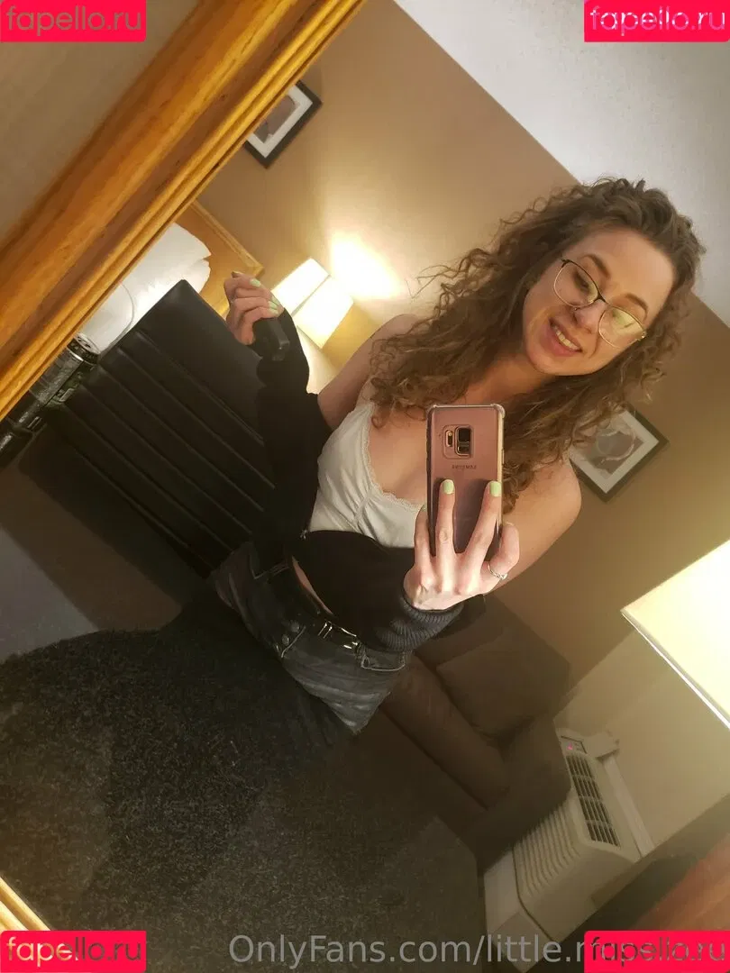 little.miss.zee Onlyfans Photo Gallery 