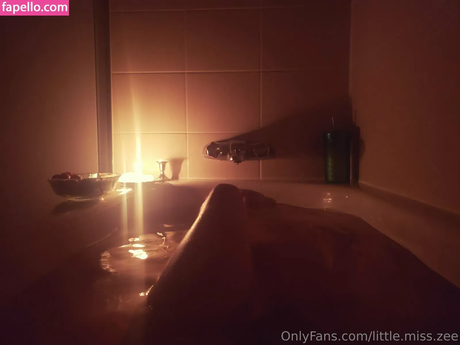 little.miss.zee Onlyfans Photo Gallery 