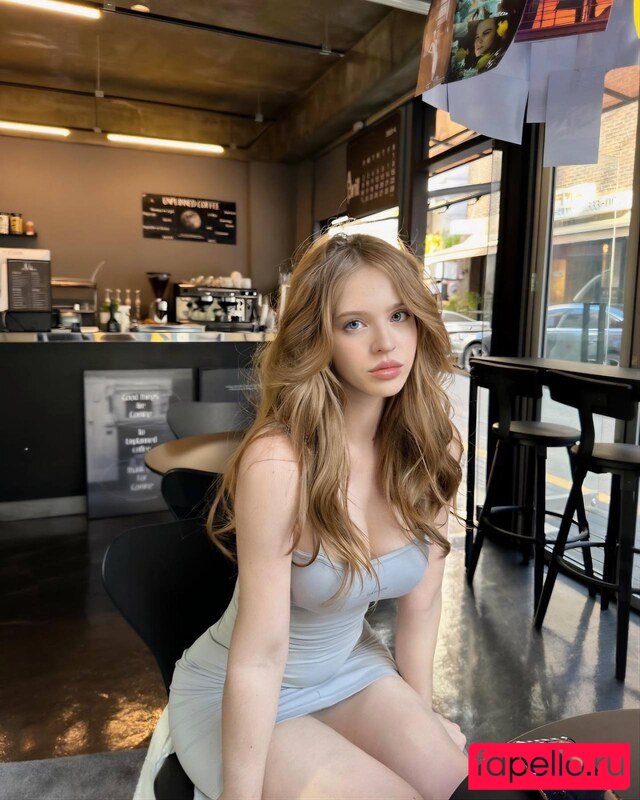 Anna Lee Nude Onlyfans Photo 4
