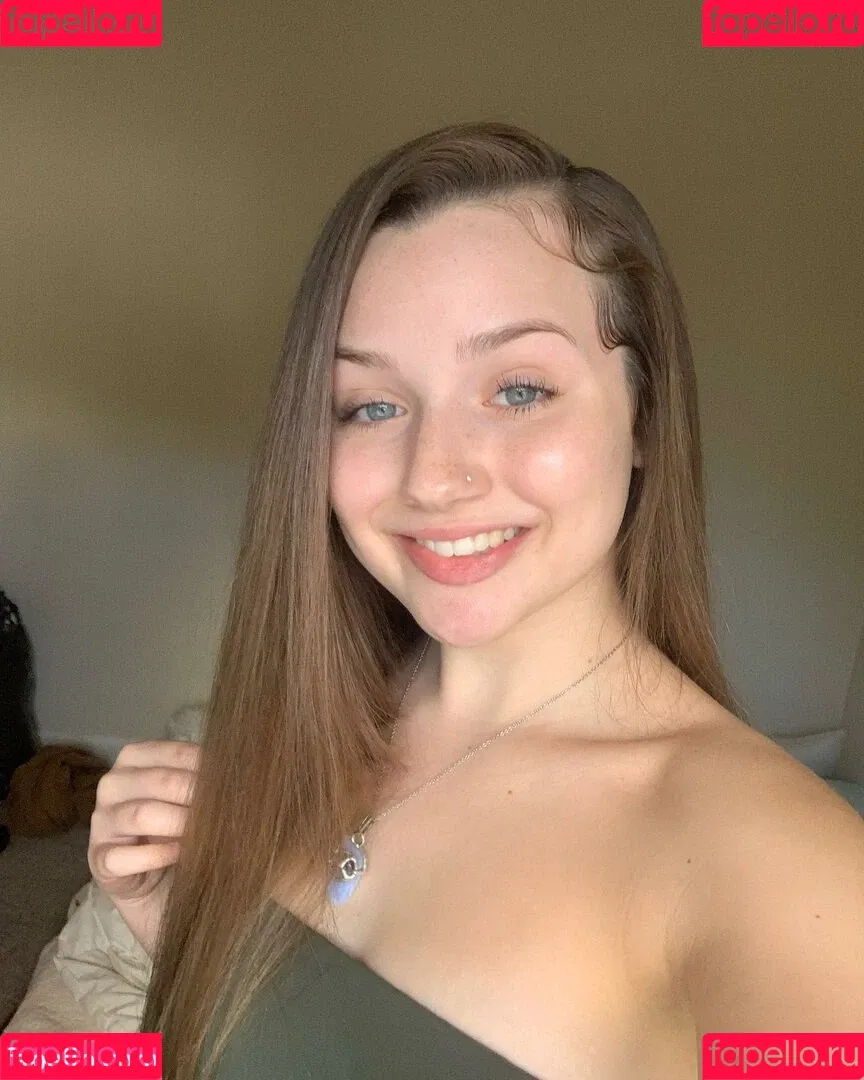 megan_serenityy Onlyfans Photo Gallery 