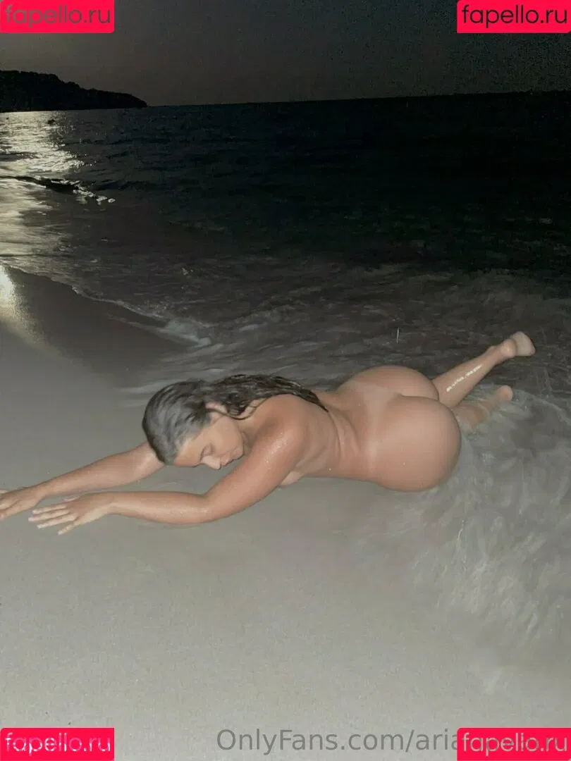 arianavanx Onlyfans Photo Gallery 