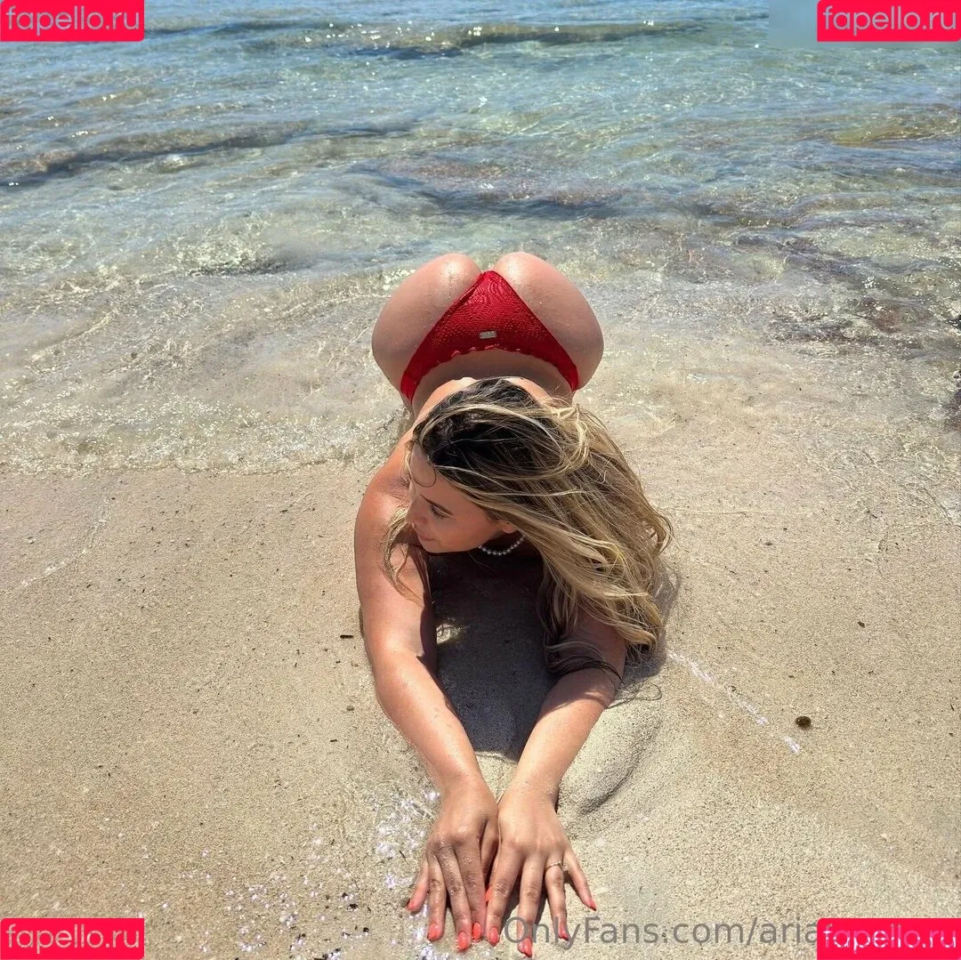 arianavanx Onlyfans Photo Gallery 