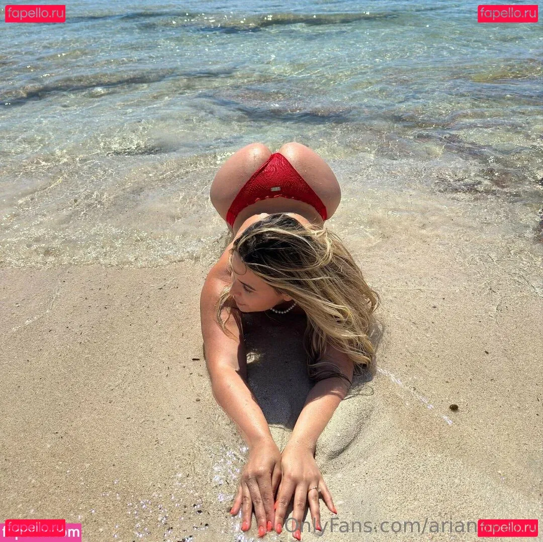 arianavanx Onlyfans Photo Gallery 