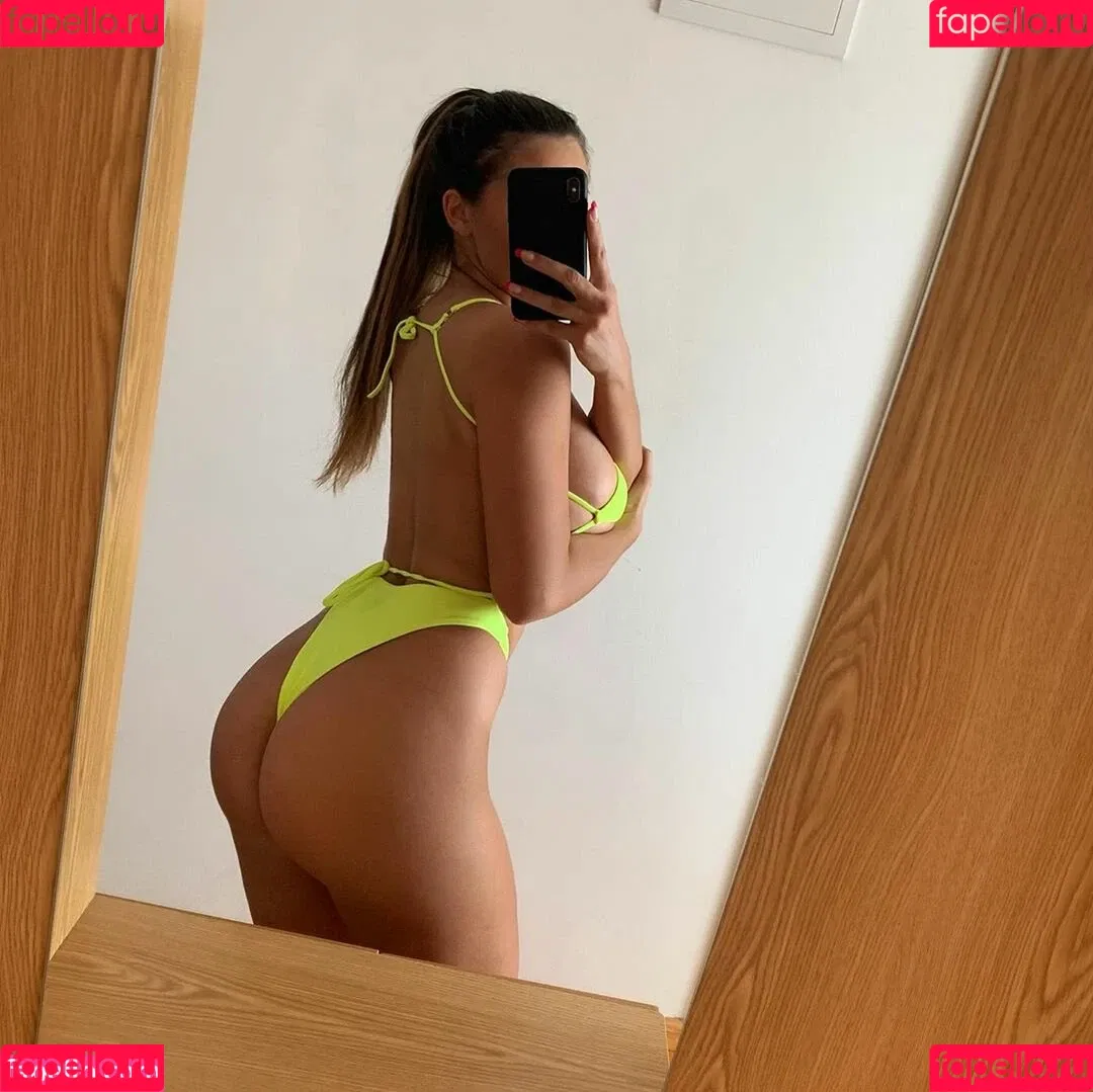 Marija Meglaj Onlyfans Photo Gallery 