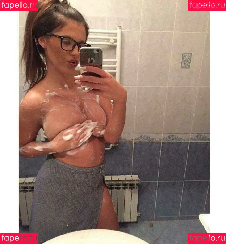 Marija Meglaj Onlyfans Photo Gallery 