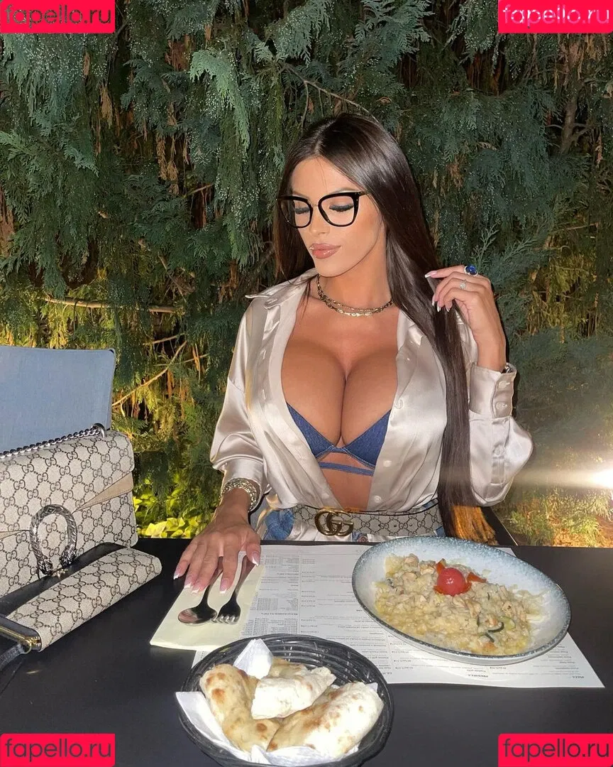 Marija Meglaj Onlyfans Photo Gallery 