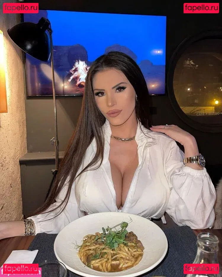 Marija Meglaj Onlyfans Photo Gallery 