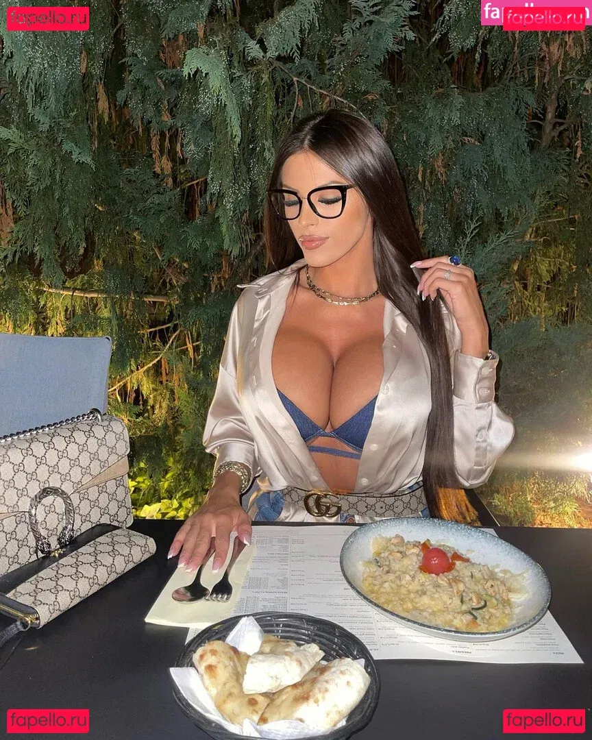 Marija Meglaj Onlyfans Photo Gallery 