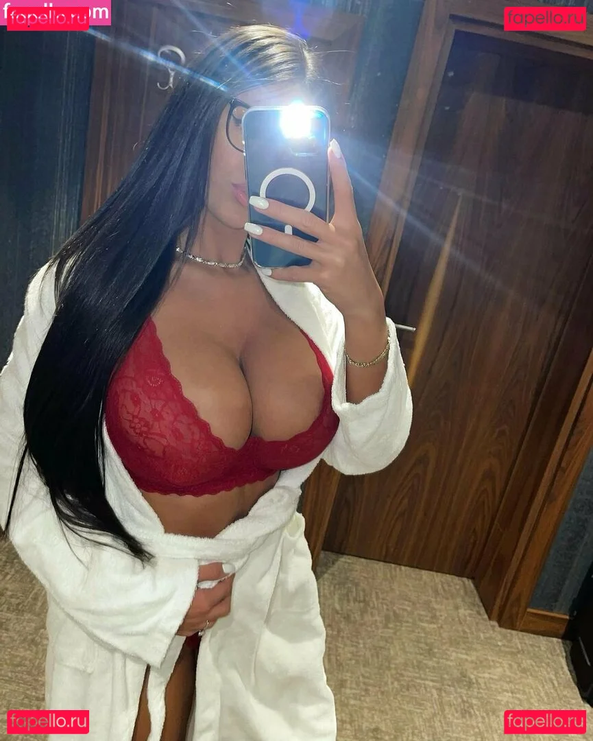 Marija Meglaj Onlyfans Photo Gallery 