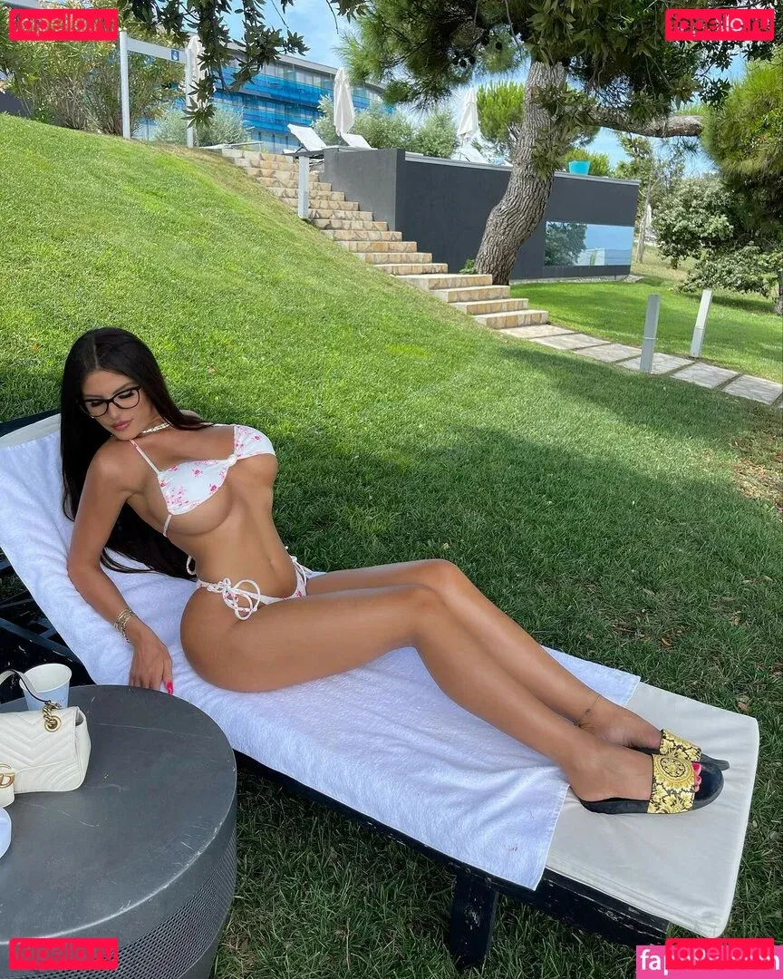 Marija Meglaj Onlyfans Photo Gallery 