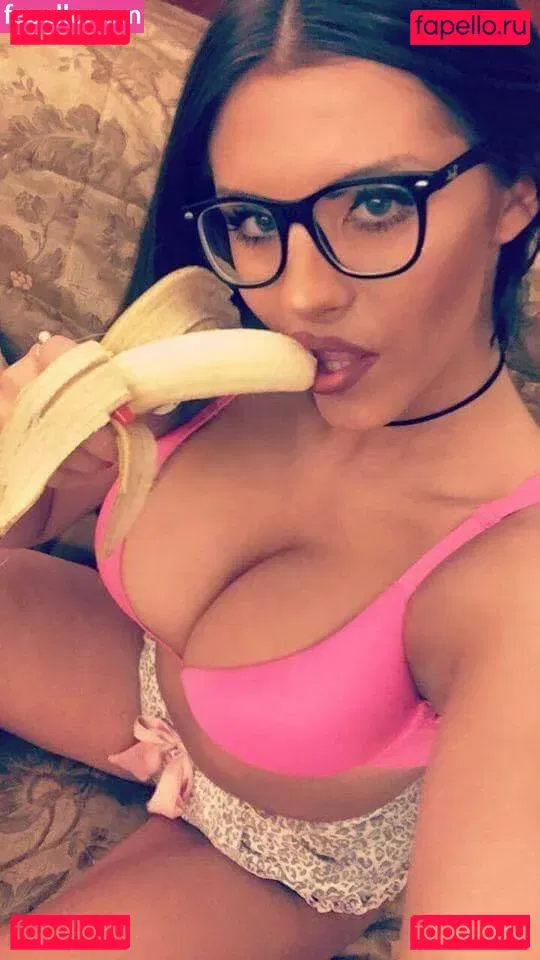 Marija Meglaj Onlyfans Photo Gallery 