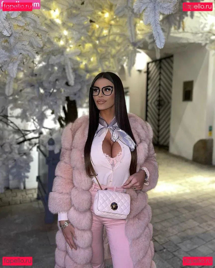 Marija Meglaj Onlyfans Photo Gallery 