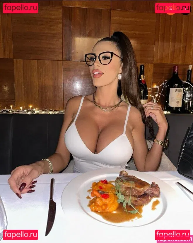 Marija Meglaj Onlyfans Photo Gallery 