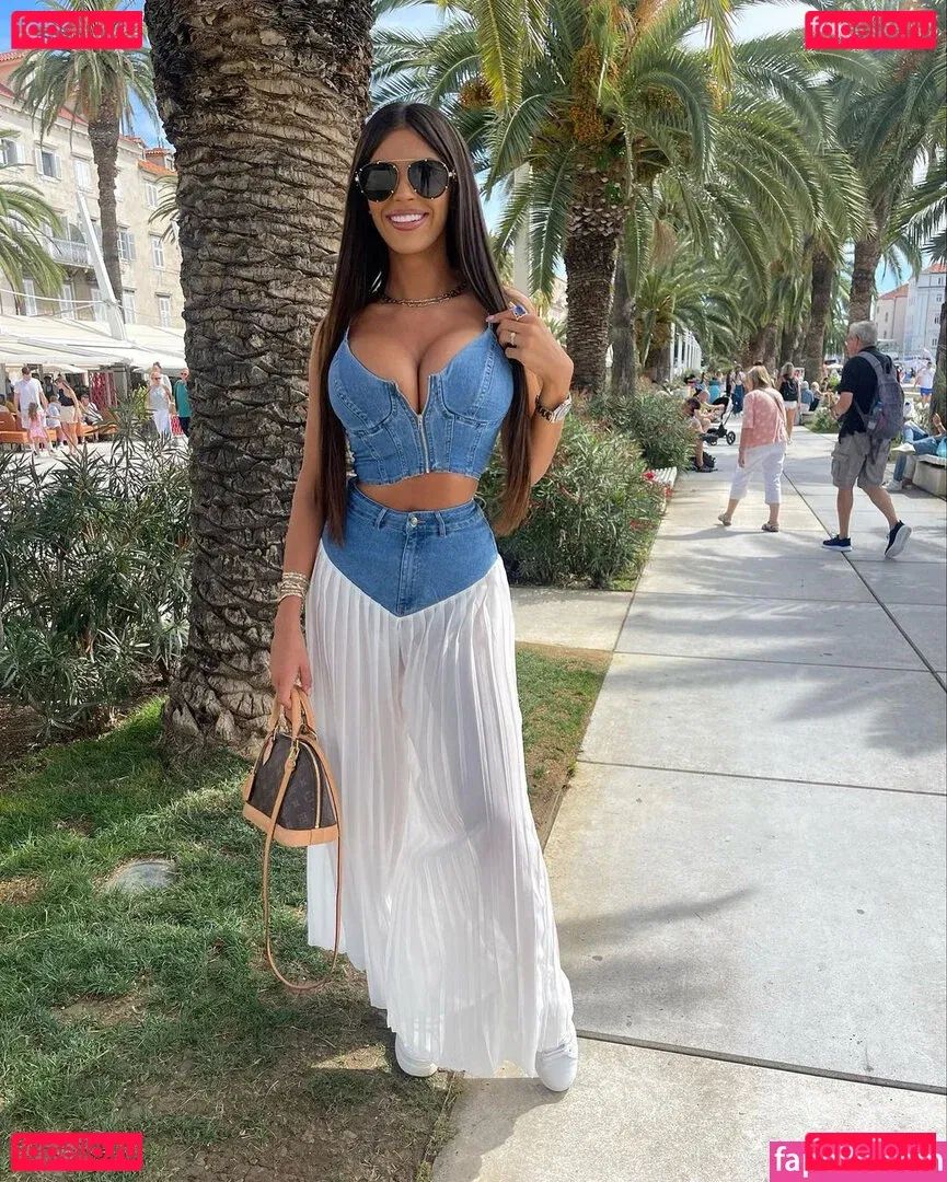 Marija Meglaj Onlyfans Photo Gallery 