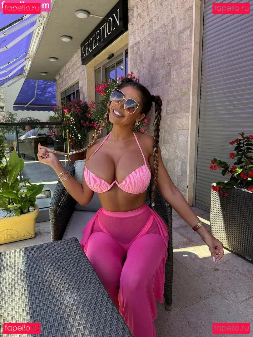 Marija Meglaj Onlyfans Photo Gallery 