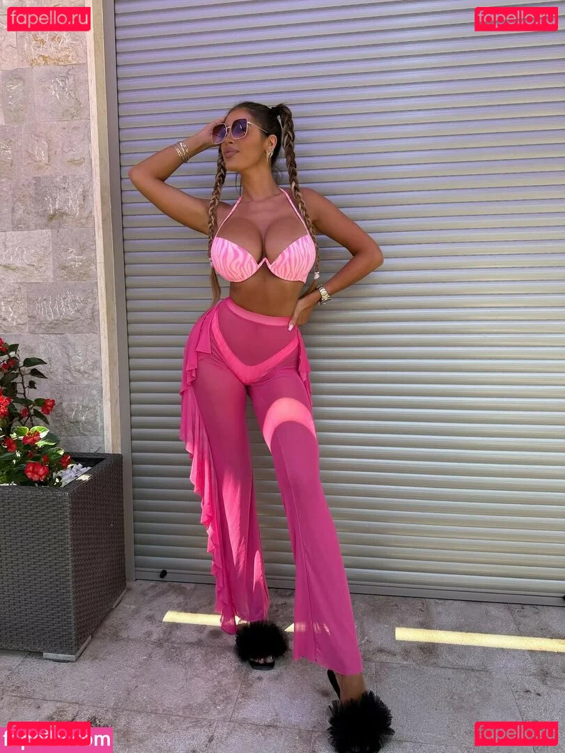 Marija Meglaj Onlyfans Photo Gallery 