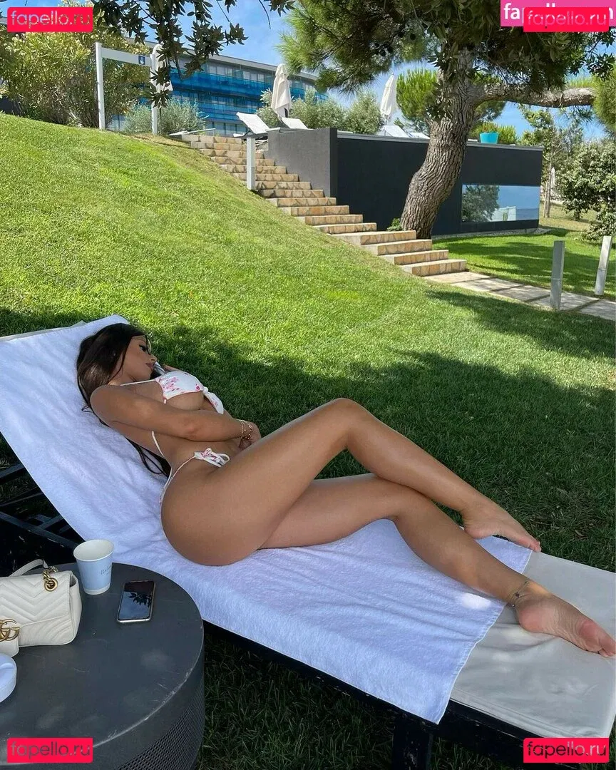 Marija Meglaj Onlyfans Photo Gallery 