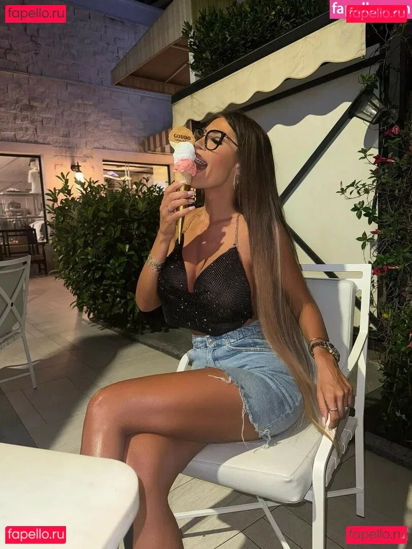 Marija Meglaj Onlyfans Photo Gallery 