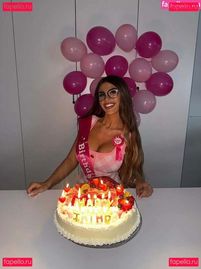 Marija Meglaj Onlyfans Photo Gallery 