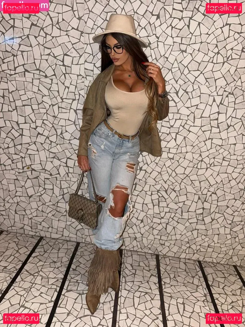 Marija Meglaj Onlyfans Photo Gallery 