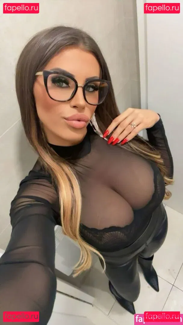 Marija Meglaj Onlyfans Photo Gallery 