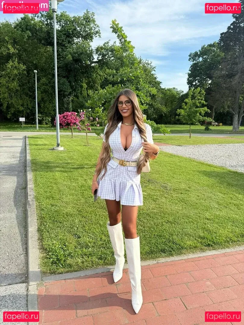 Marija Meglaj Onlyfans Photo Gallery 