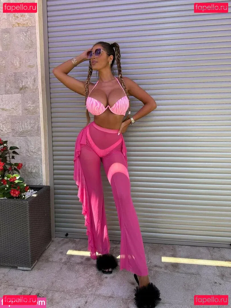 Marija Meglaj Onlyfans Photo Gallery 