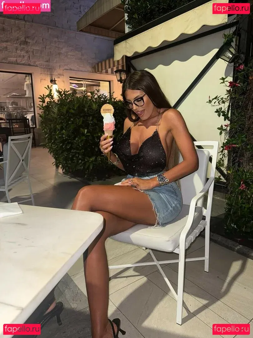 Marija Meglaj Onlyfans Photo Gallery 